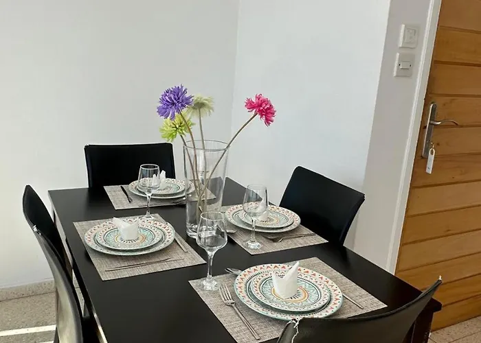 Serenity Corner * بافوس