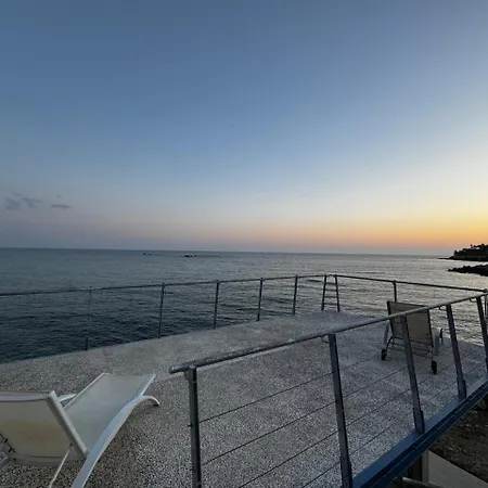 Serenity Corner דירה *